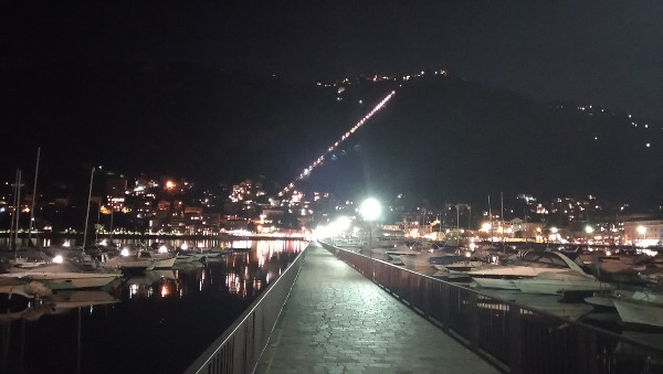 Como, Allineamenti, Side Festival