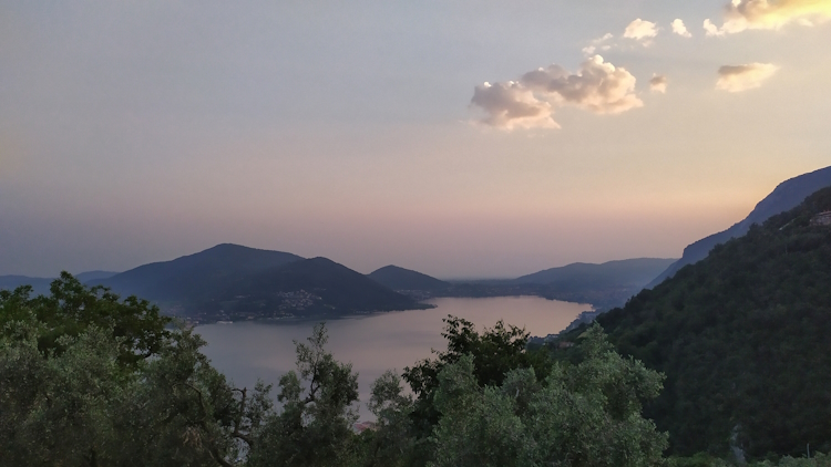 “L’uomo a pedali” al Km Verso Il Blu