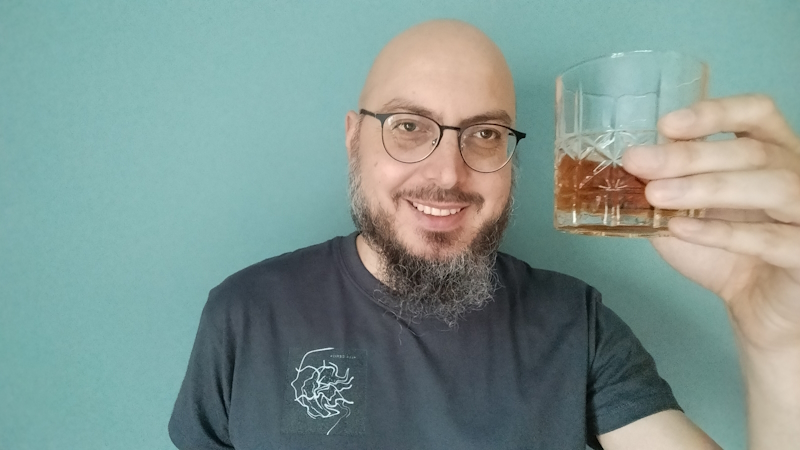 Un brindisi “Alla deriva”